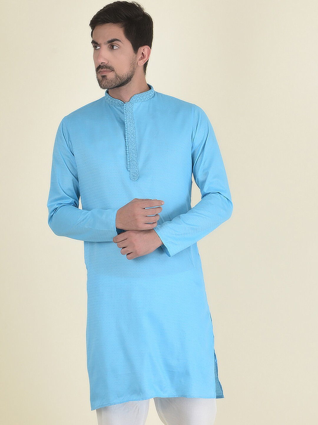 

DEYANN Men Blue Angrakha Kurta with Pyjamas