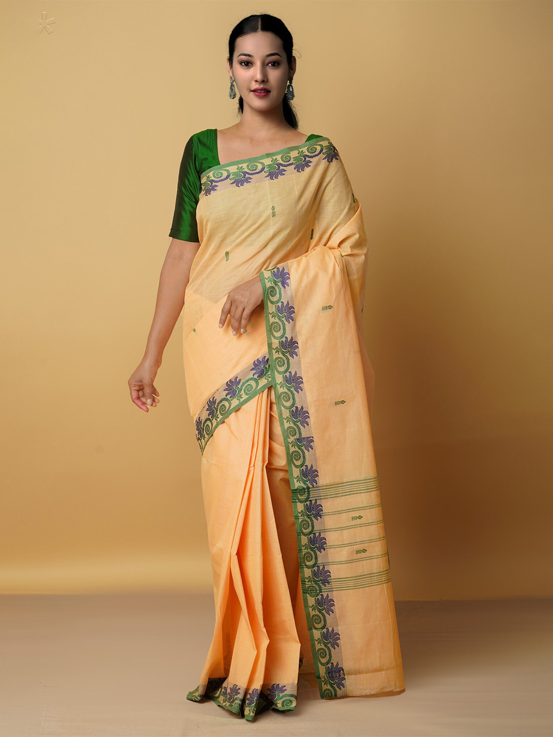 

Unnati Silks Cream-Coloured & Green Ethnic Motifs Pure Cotton Saree