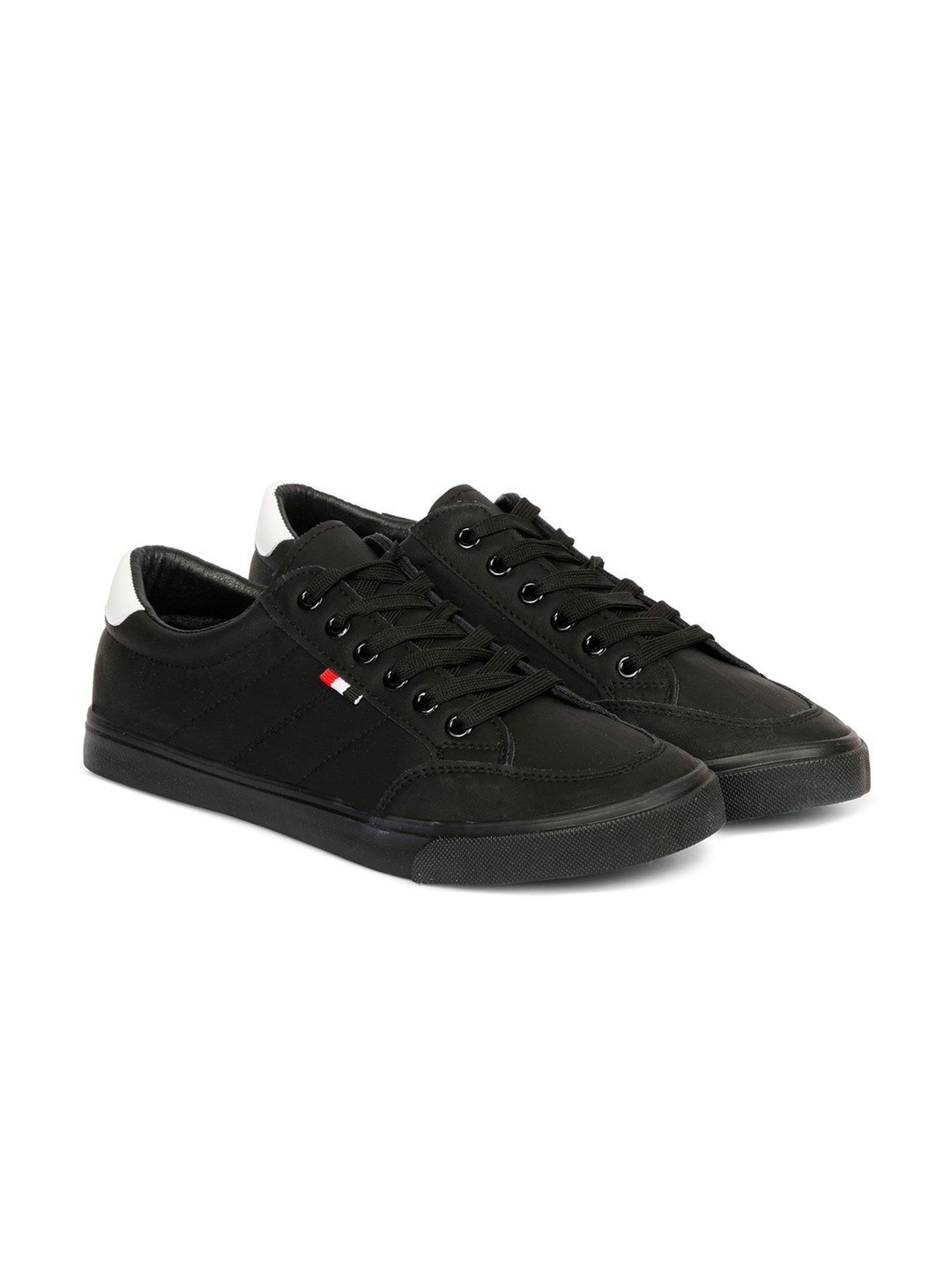 

CIPRAMO SPORTS Men Black PU Sneakers
