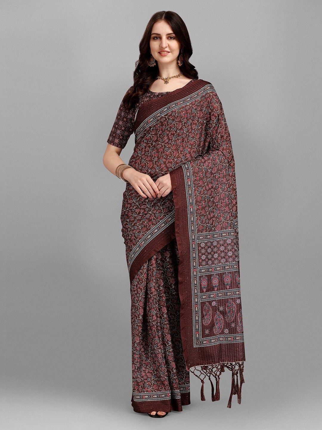 

Fashion Basket Brown & White Ethnic Motifs Pure Silk Saree