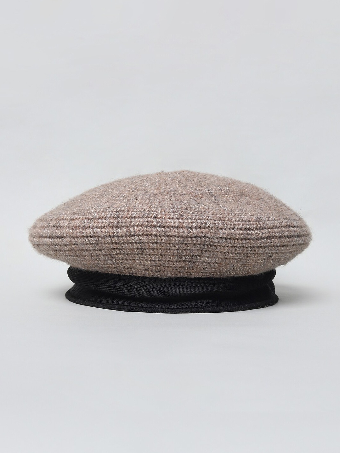 

ONLY Women Brown Solid Knitted Beret Hat