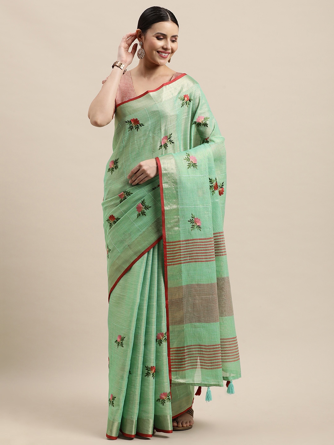 

SANGAM PRINTS Green & Maroon Ethnic Embroidered Linen Blend Saree