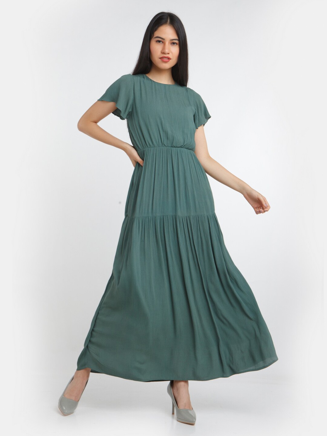 

Zink London Green Solid Tiered Maxi Dress