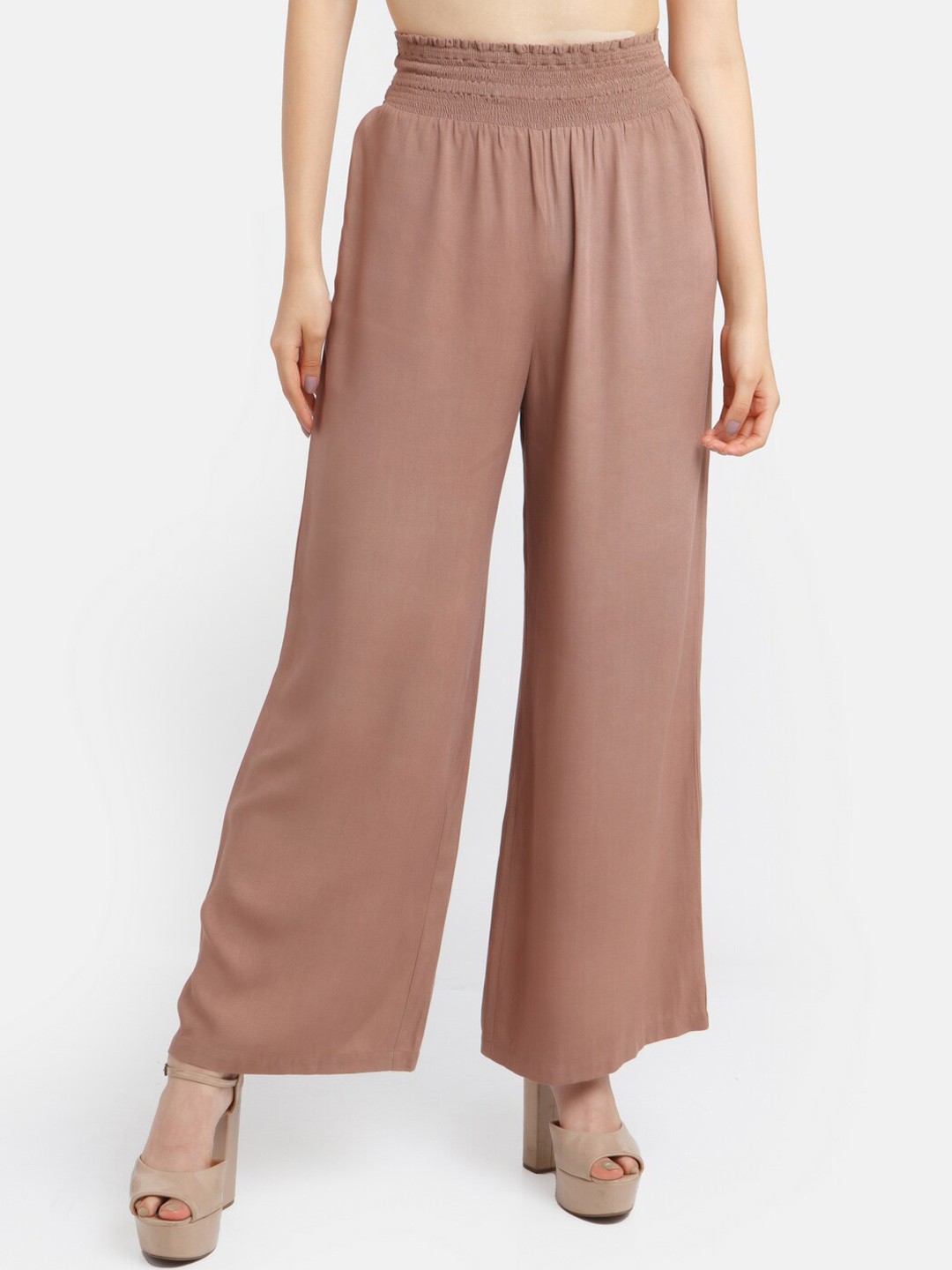 

Zink London Women Brown High-Rise Smocking Trousers