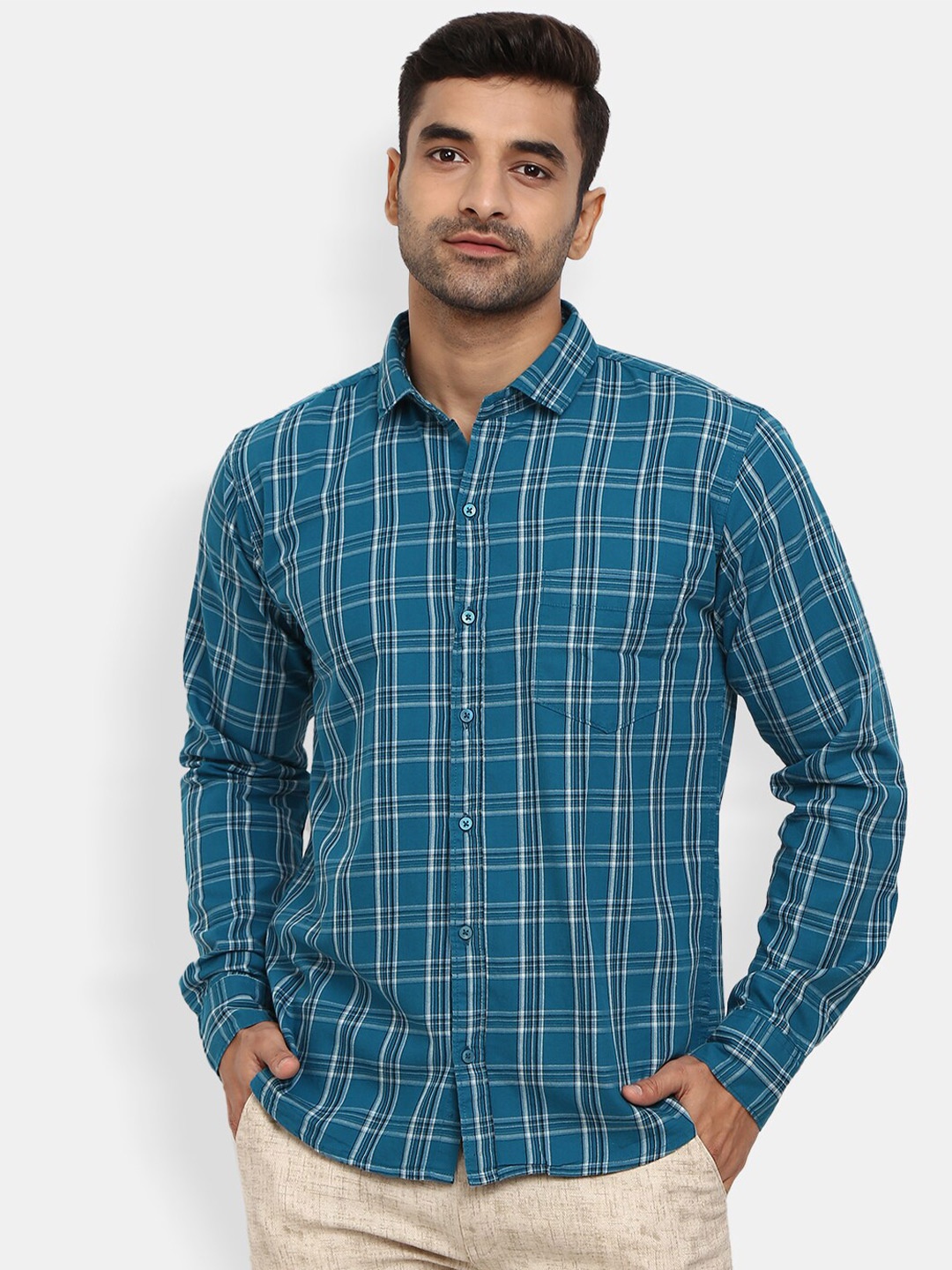 

V-Mart Men Blue Classic Tartan Checks Checked Casual Shirt