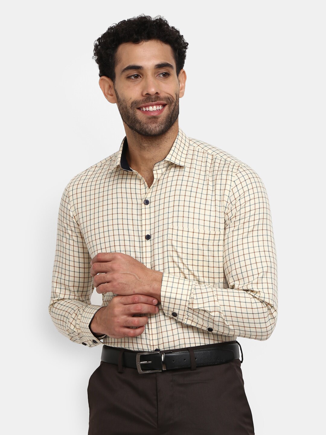 

V-Mart Men Beige Classic Checked Formal Shirt