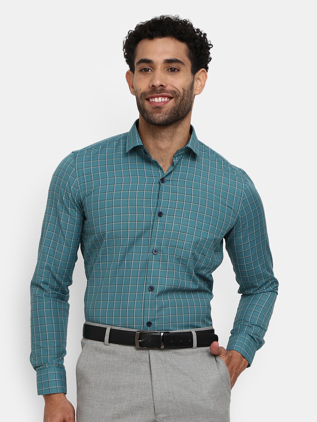 

V-Mart Men Green Classic Checked Formal Shirt