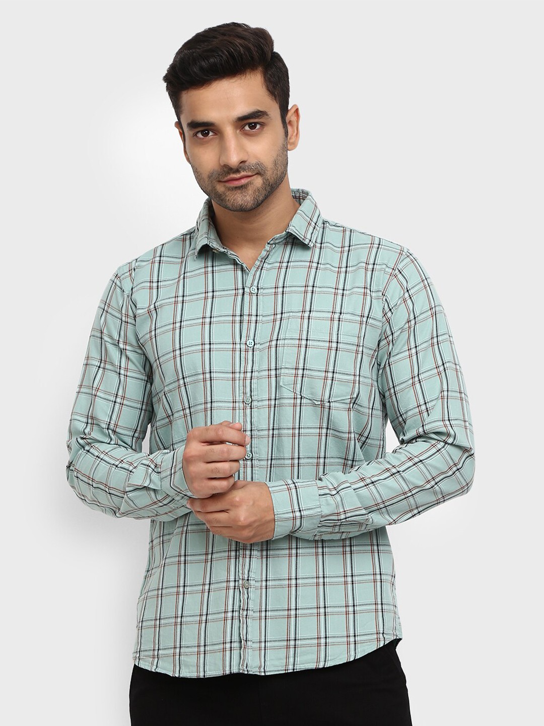 

V-Mart Men Green Spread Collar Checked Casual Shirt