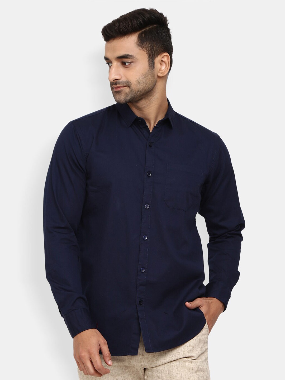 

V-Mart Men Navy Blue Solid Classic Spread Collar Casual Shirt