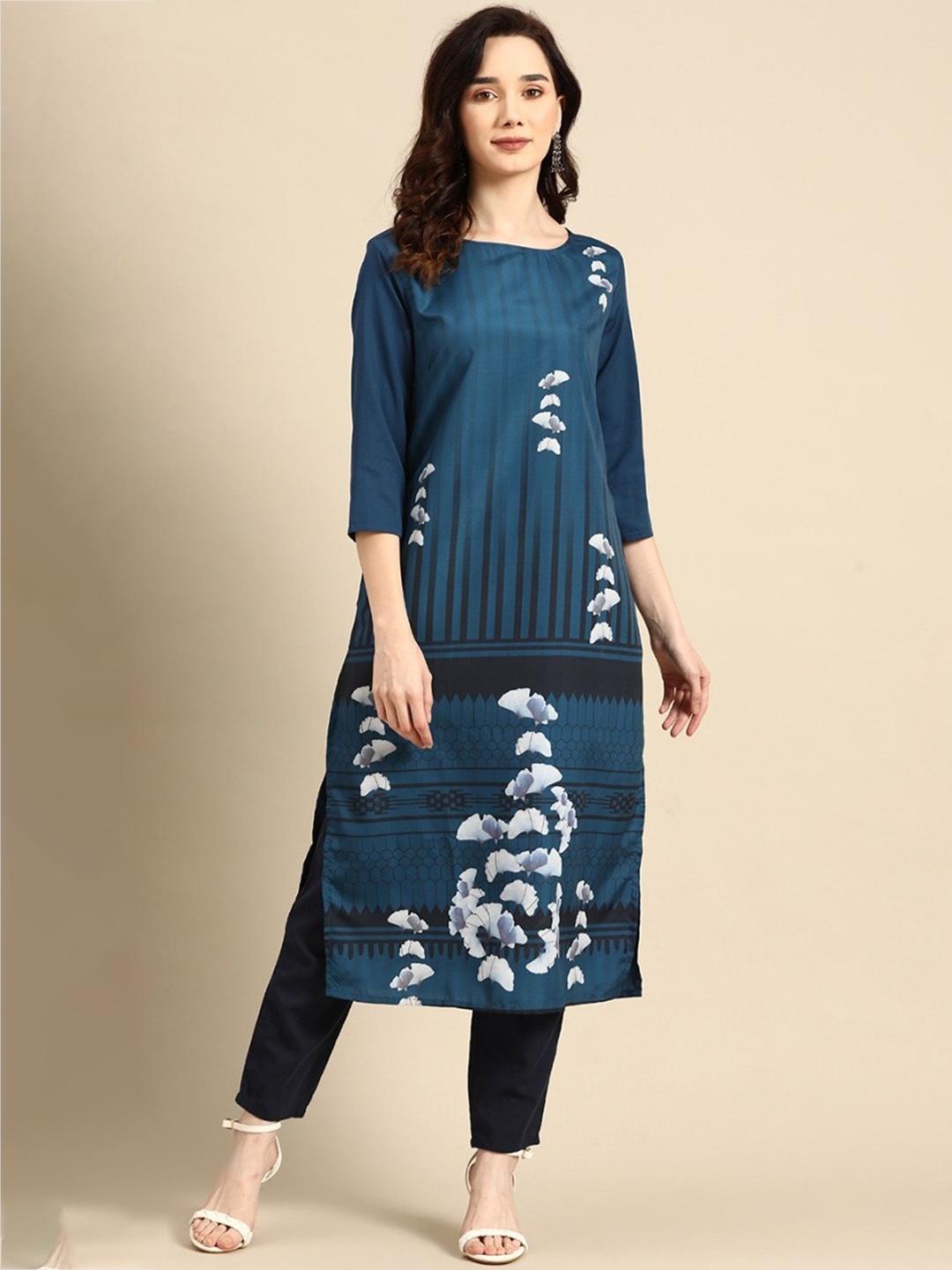 

Sangria Women Blue Floral Striped Thread Work Crepe Kurta