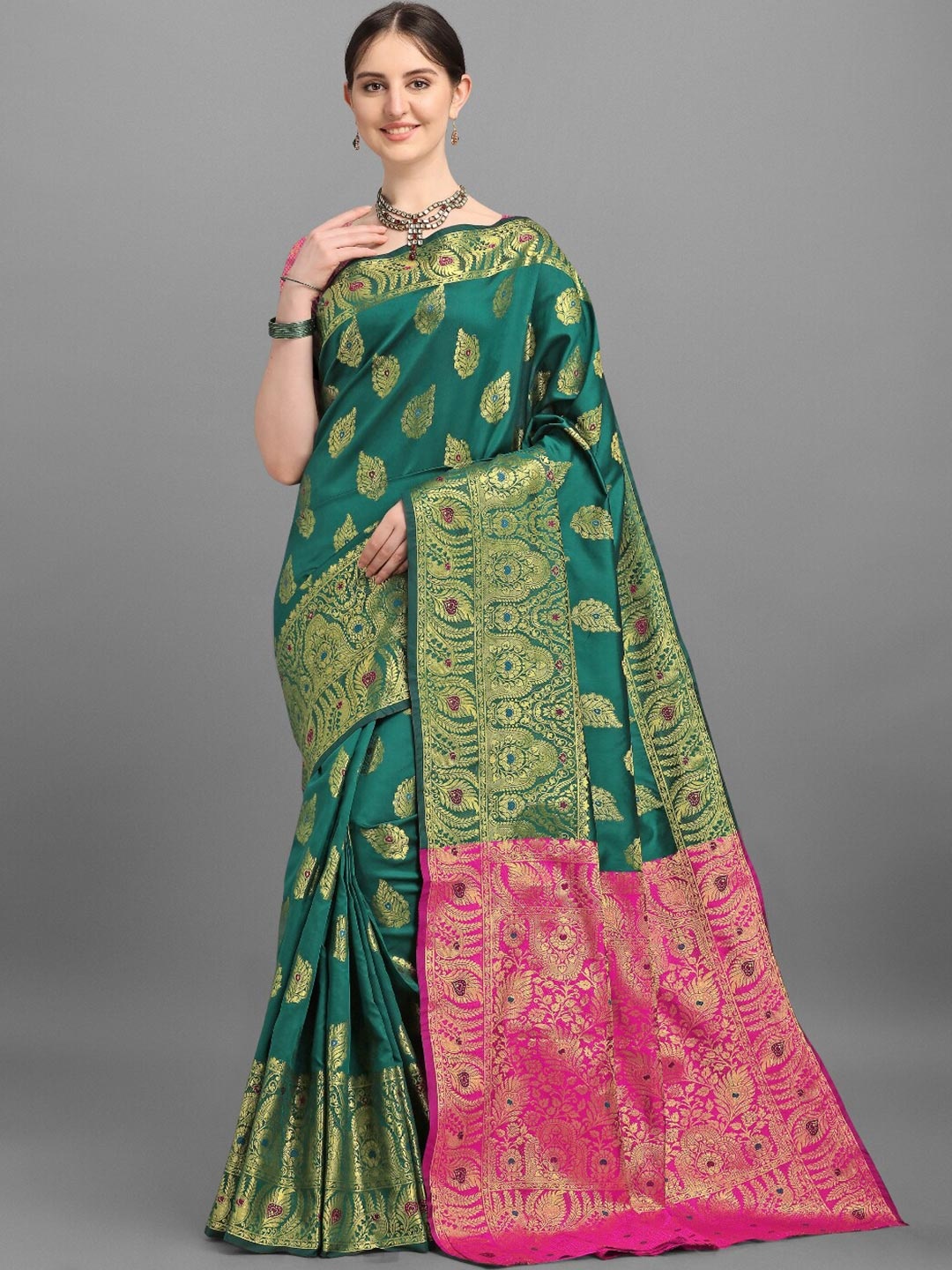 

VSaree Green & Gold-Toned Woven Design Zari Silk Blend Banarasi Saree