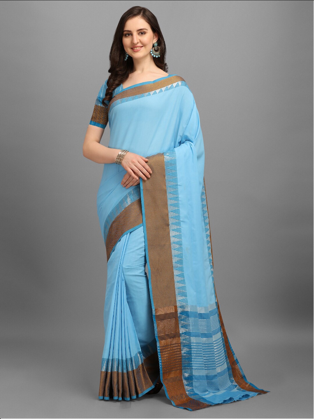 

VSaree Silver-Toned & Gold-Toned Woven Design Zari Chanderi Saree