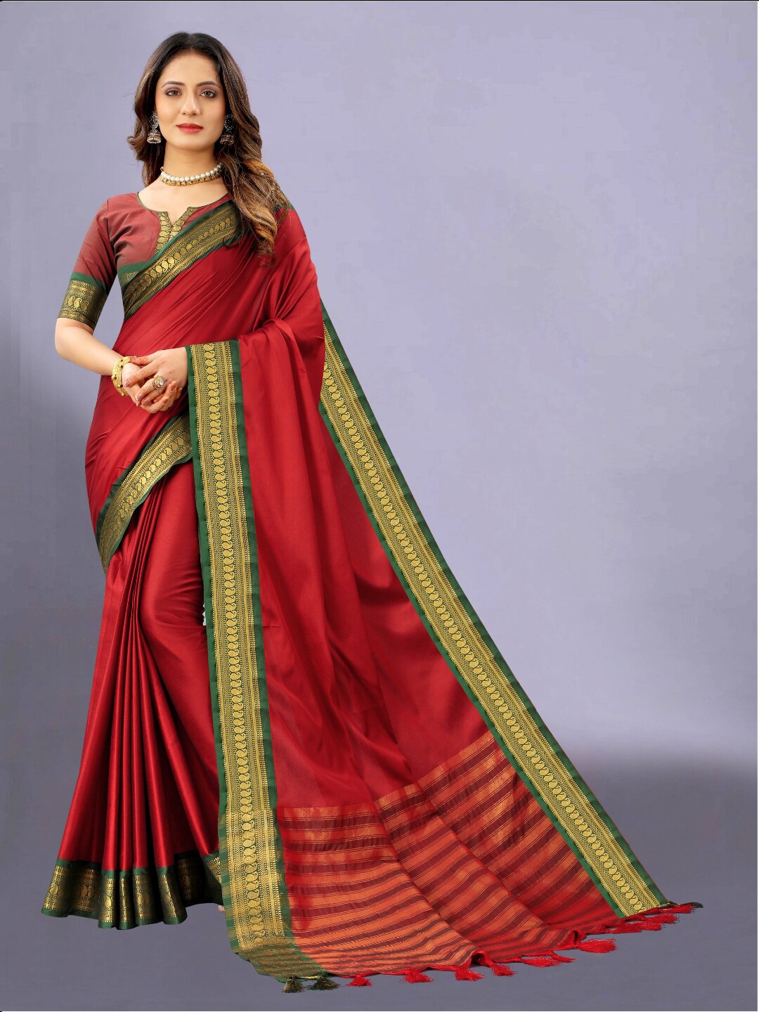 

VSaree Red & Green Woven Design Zari Jamdani Saree
