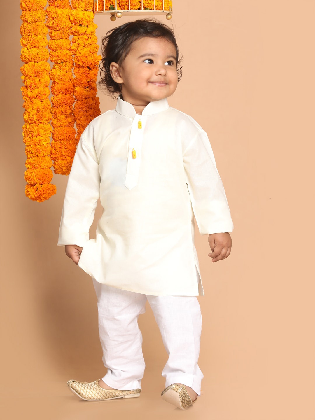 

VASTRAMAY Boys Cream-Coloured Kurta
