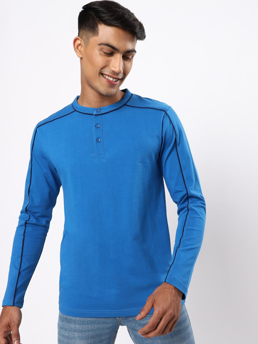 

Bewakoof Men Blue Henley Neck Pure Cotton T-shirt