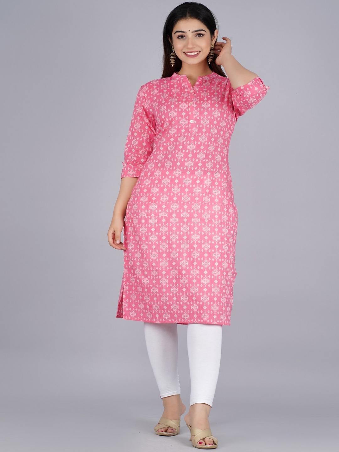 

Bachuu Women Pink Ethnic Motifs Printed Thread Work Kurta