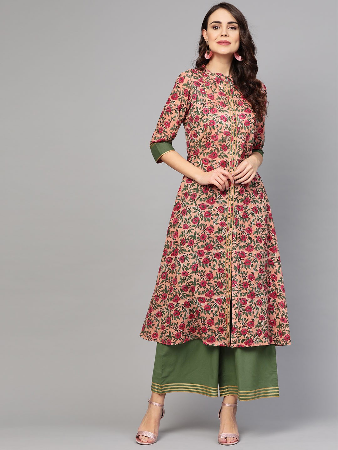 

Idalia Women Multicolored Floral Printed Panelled Kurta with Palazzo, Multi