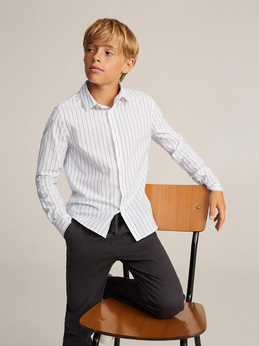 

Mango Kids Boys White & Blue Pure Cotton Striped Casual Shirt
