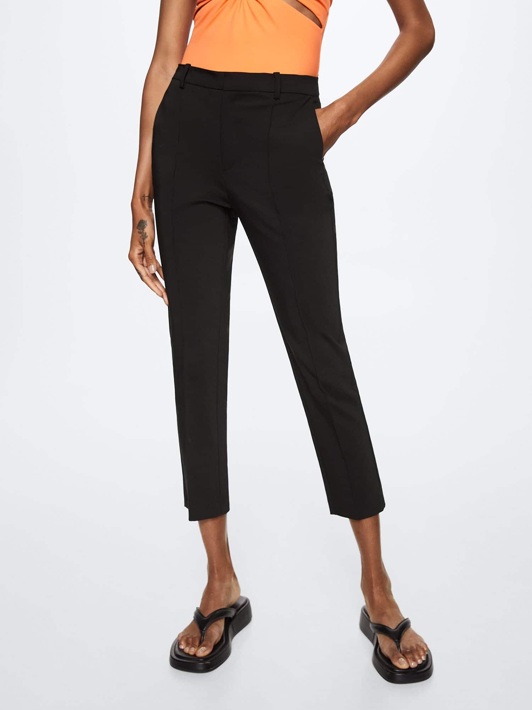 

MANGO Women Black Solid Cropped Trousers