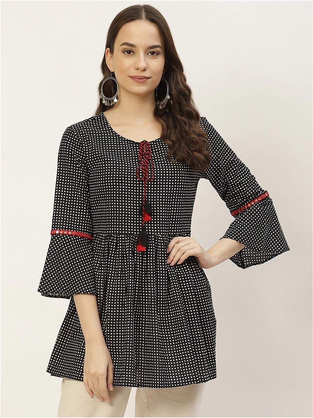 

FABRIC FITOOR Women Black Geometric Print Tie-Up Neck Longline Top