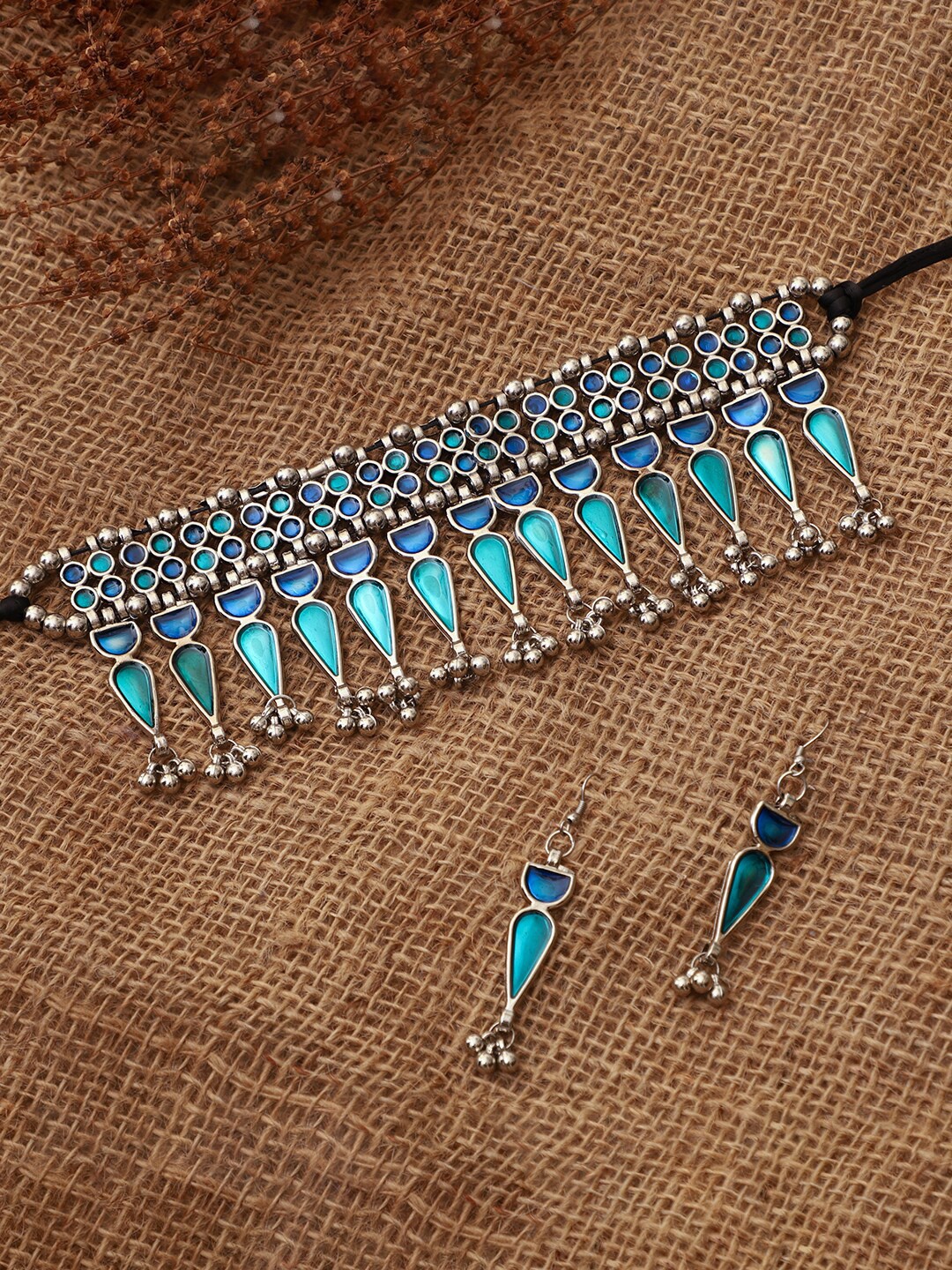 

VENI Blue Silver-Plated Oxidised Meenakari Choker Jewellery Set