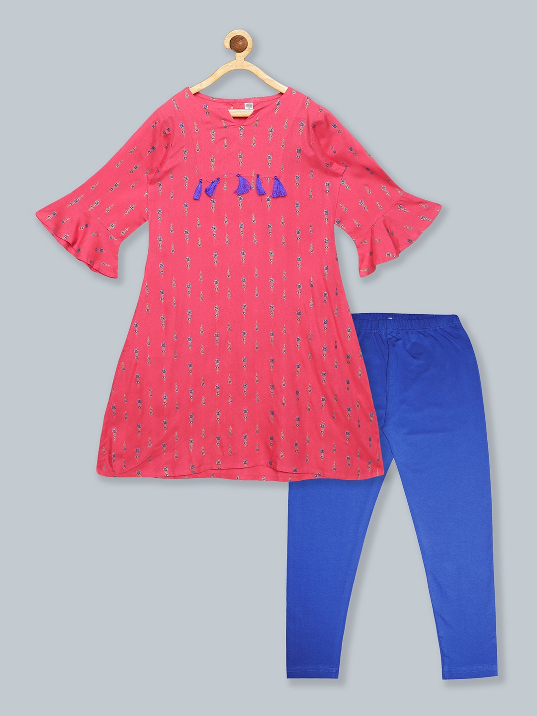 

KiddoPanti Girls Pink Ethnic Motifs Printed Kurta & Solid Leggings Set