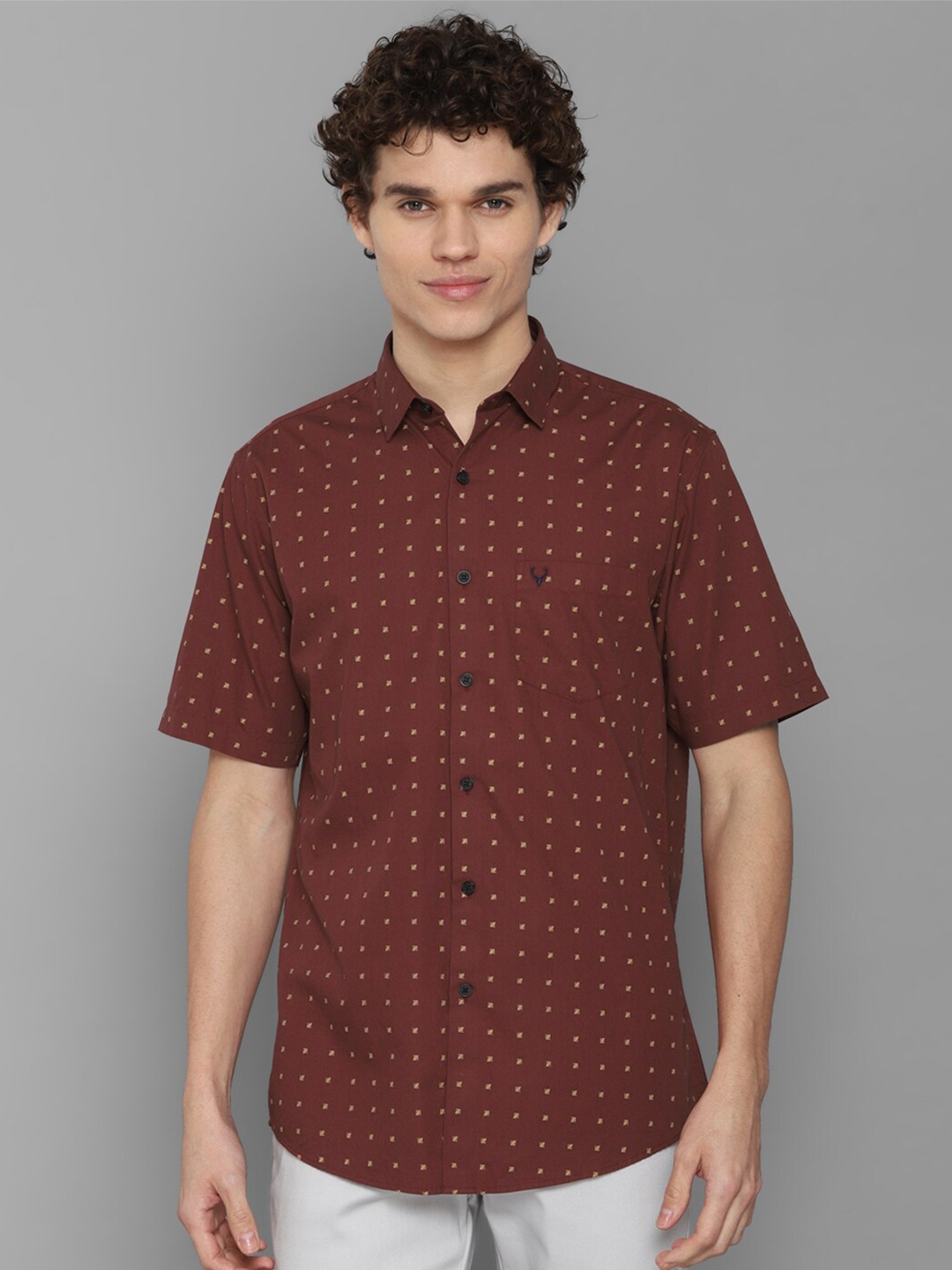 

Allen Solly Men Maroon Slim Fit Printed Casual Shirt