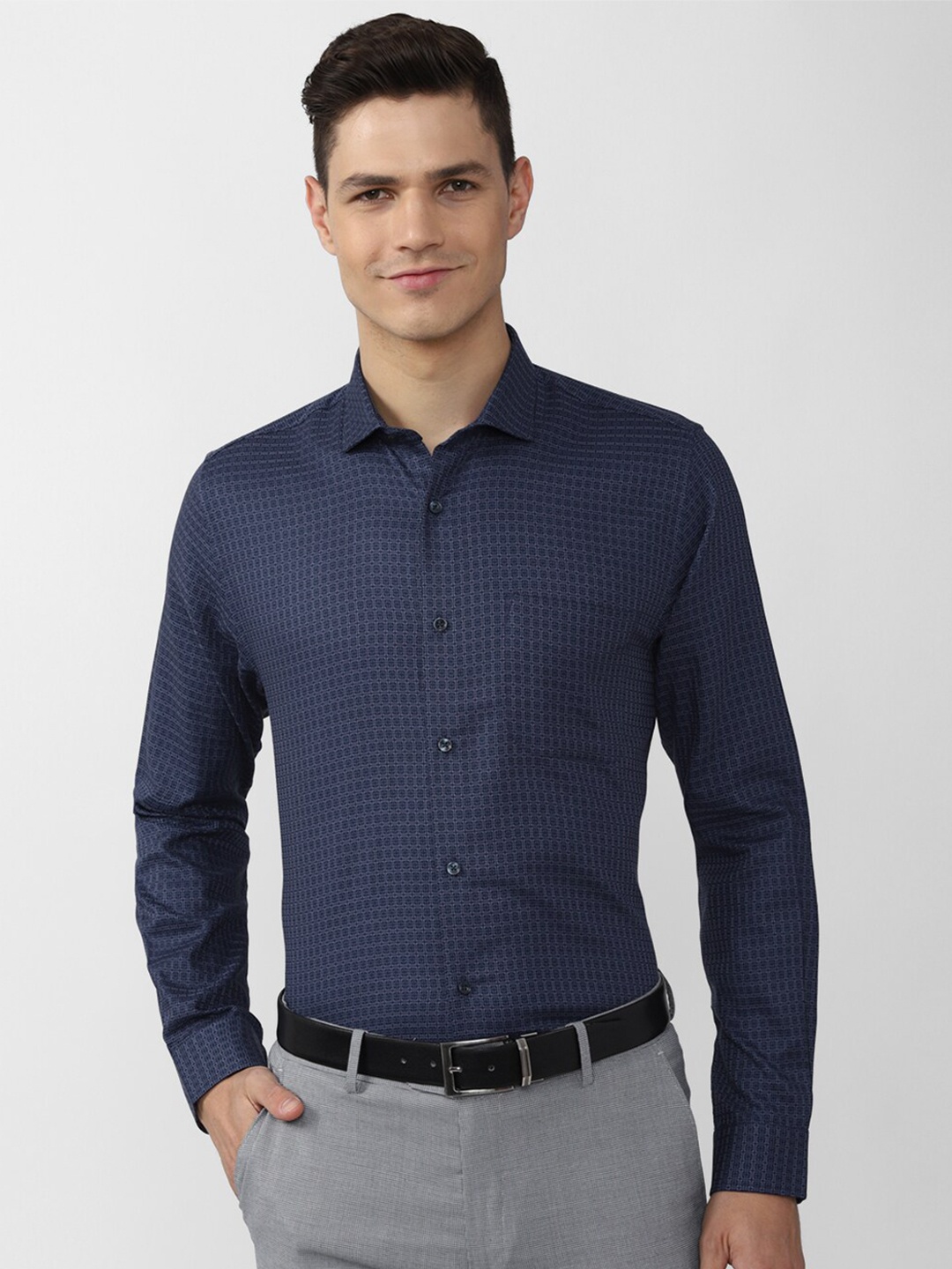 

Peter England Men Navy Blue Slim Fit Printed Formal Shirt