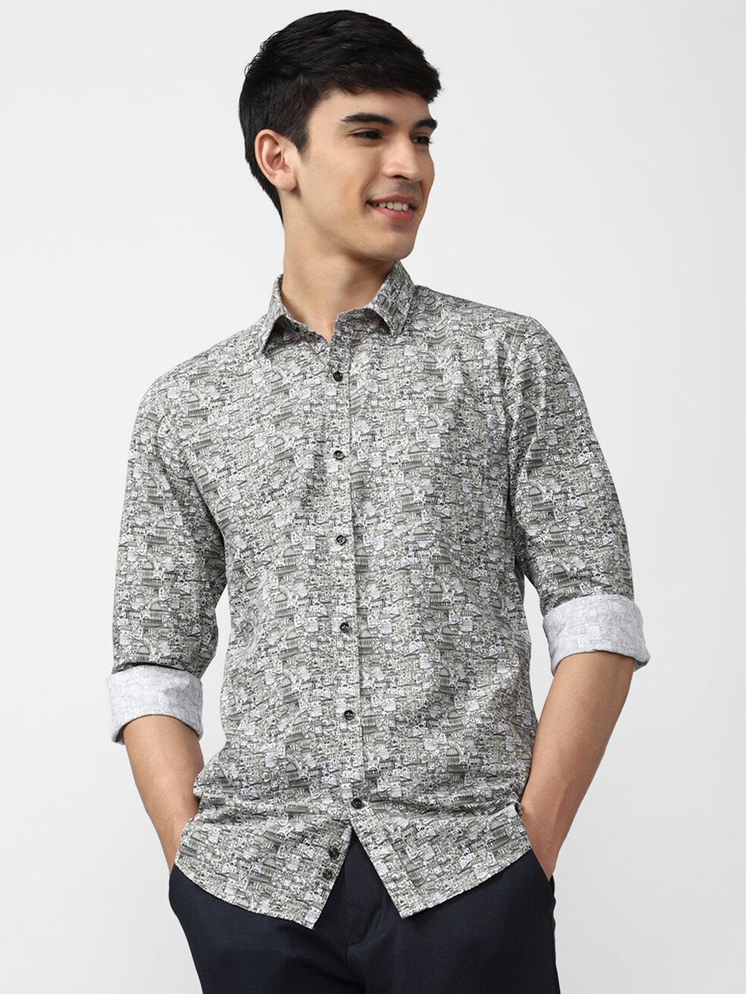 

Peter England Casuals Men Grey Slim Fit Printed Casual Shirt