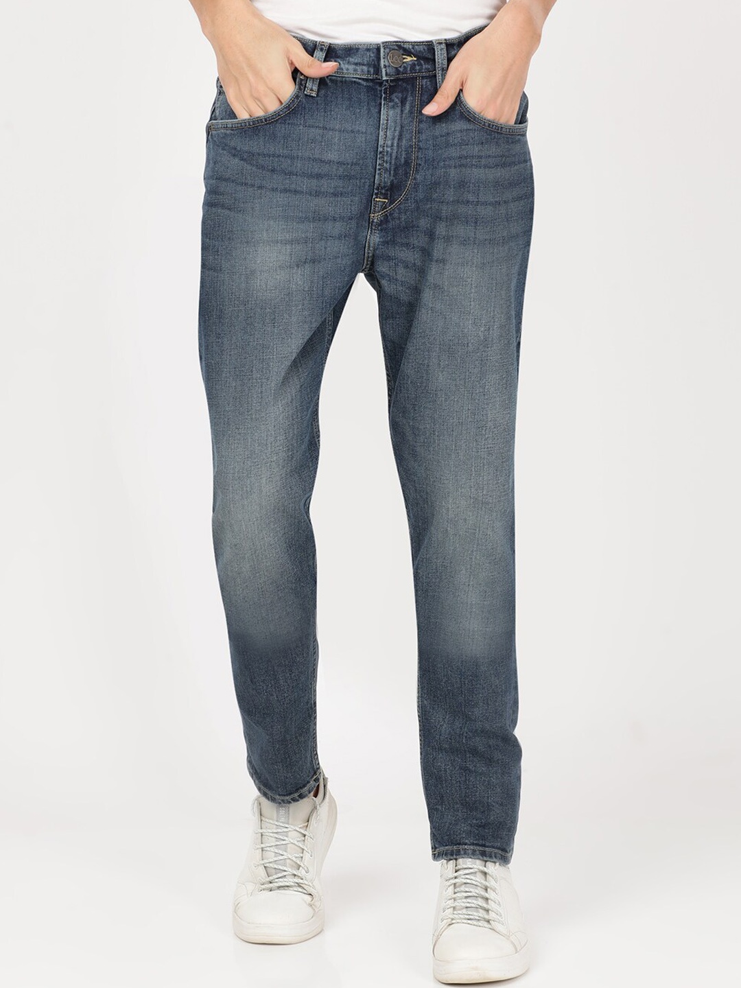 

Lee Men Blue Anton Heavy Fade Stretchable Jeans