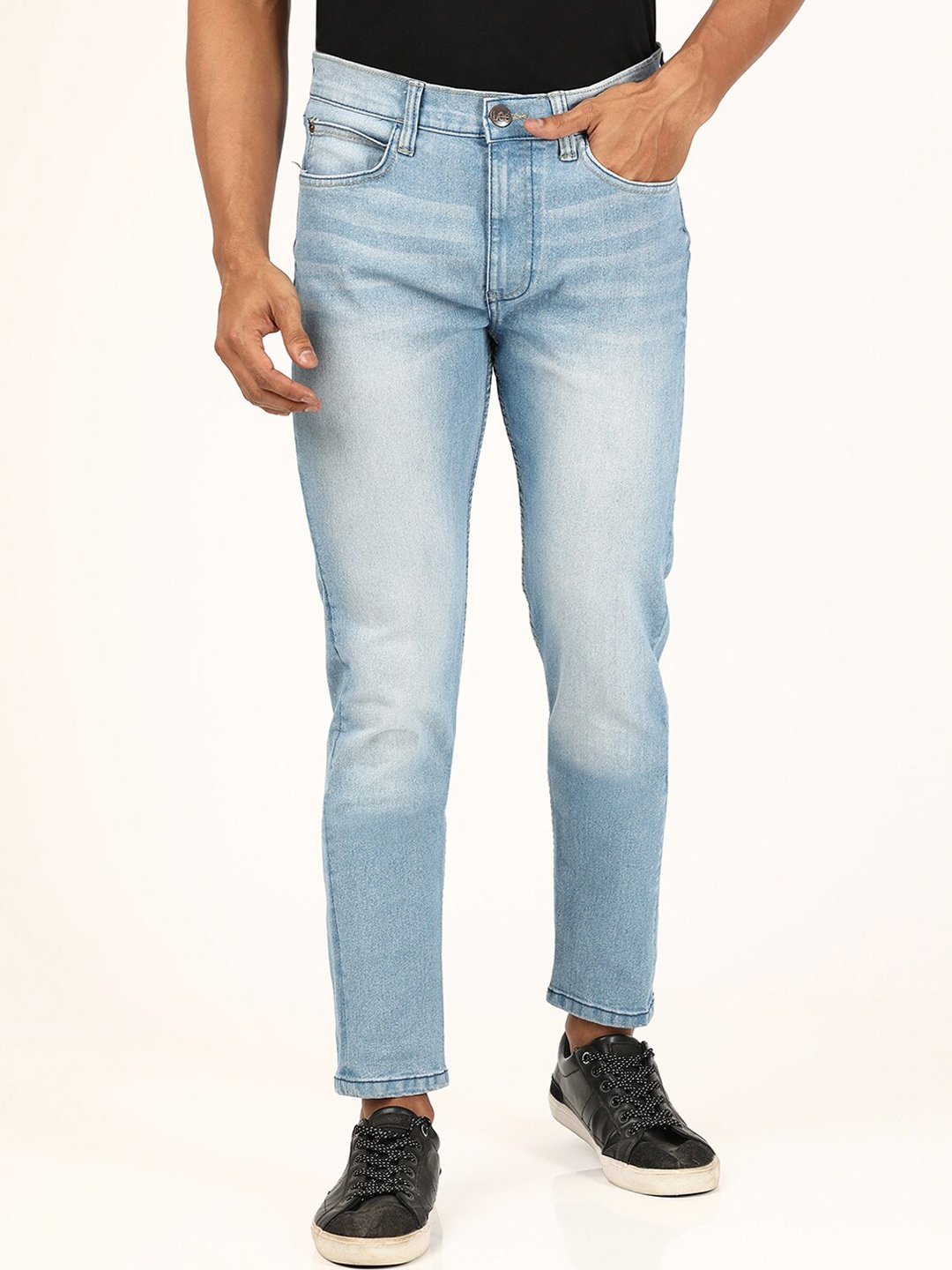

Lee Men Blue Low Distress Heavy Fade Jeans
