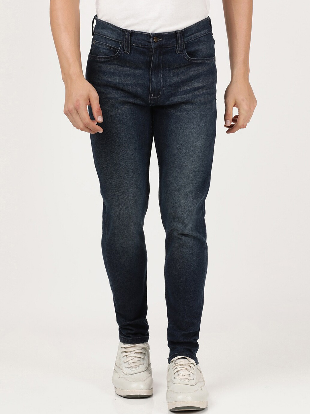 

Lee Men Blue Light Fade Jeans