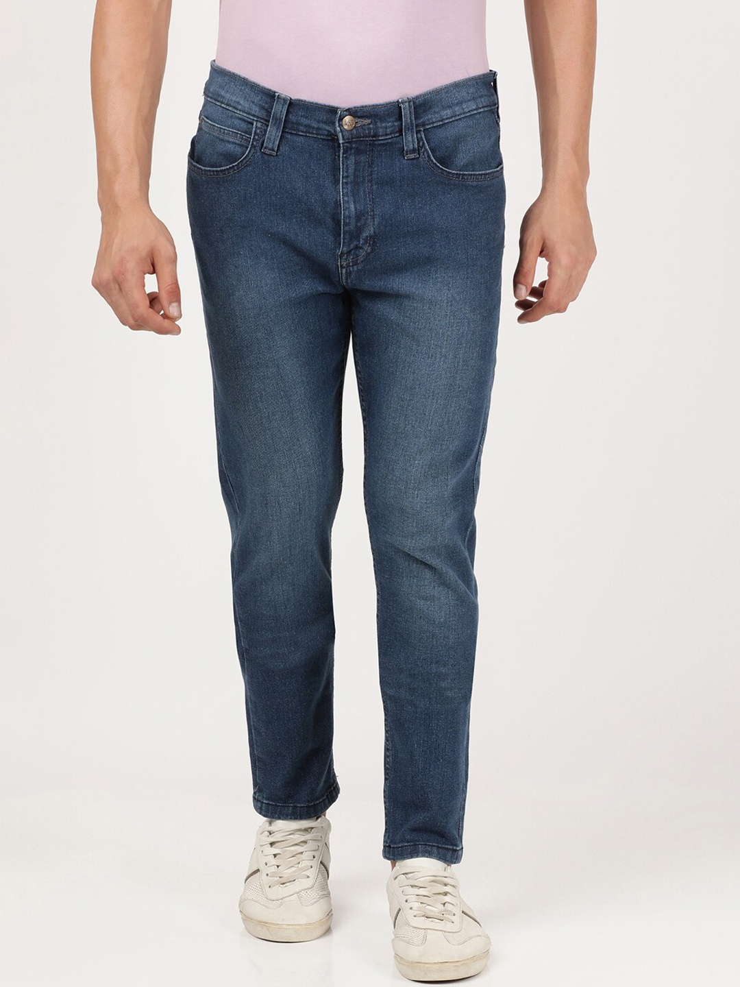 

Lee Men Blue Light Fade Jeans