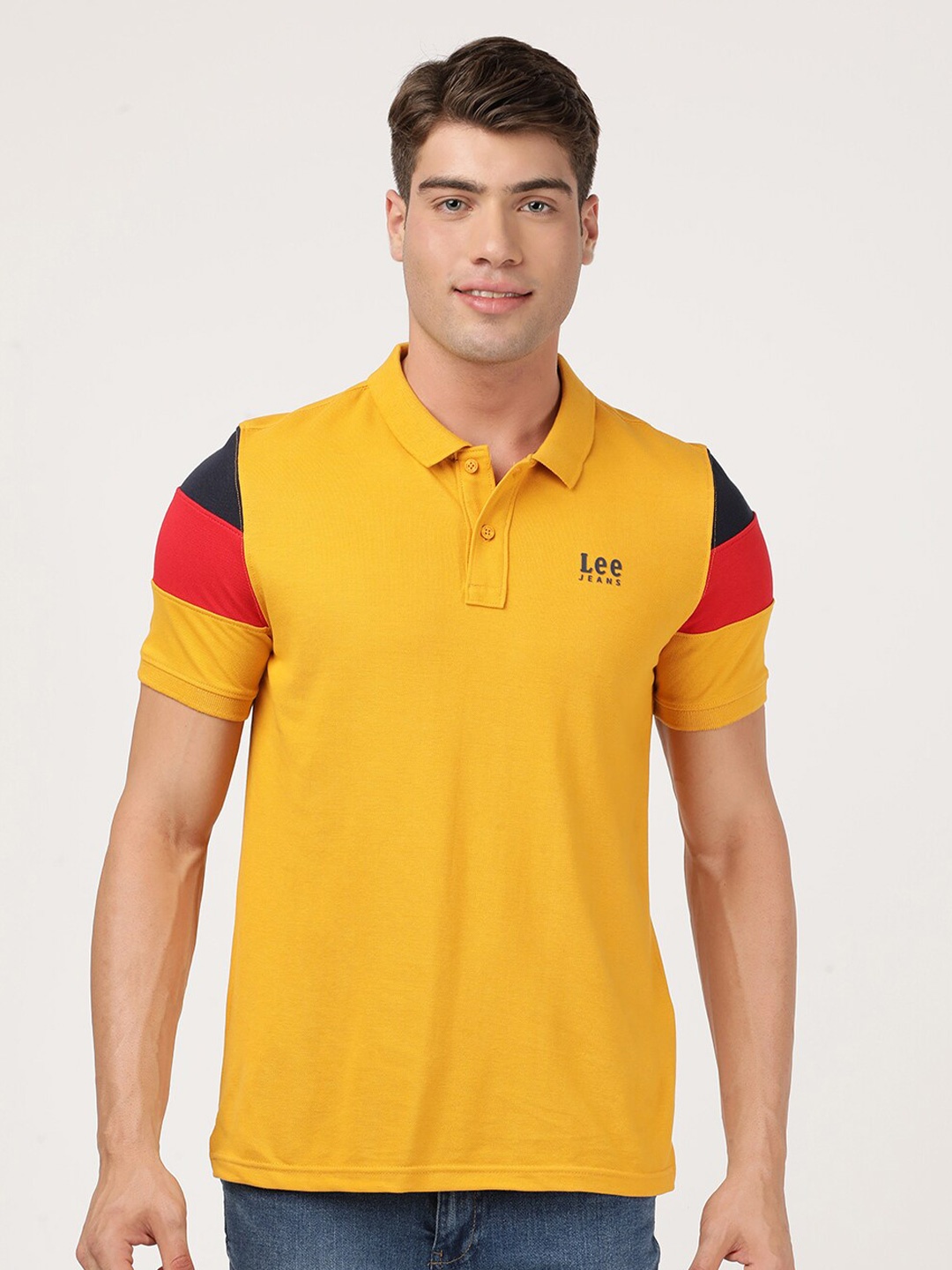 

Lee Men Yellow Polo Collar Slim Fit T-shirt
