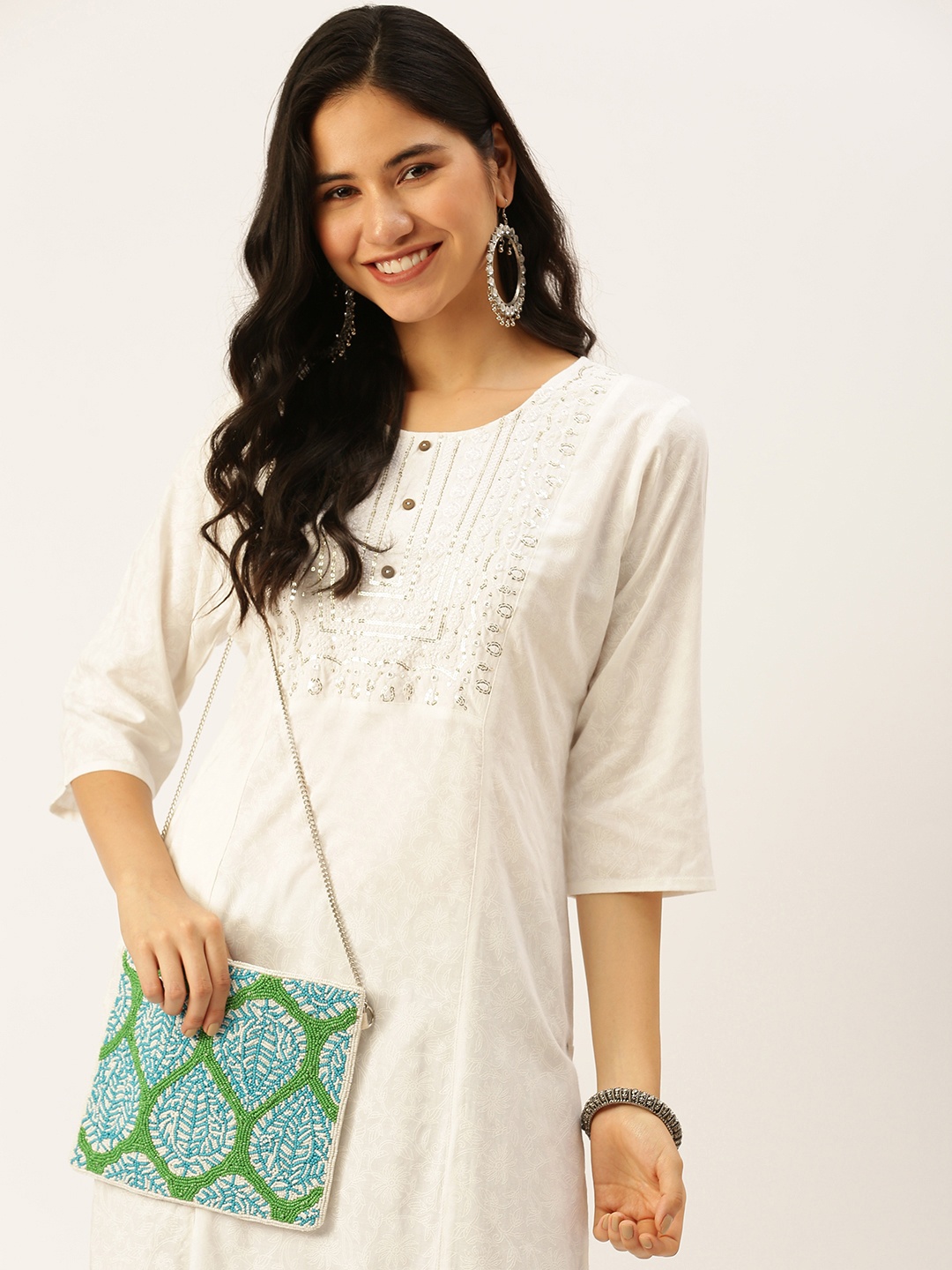 

SHOWOFF Women White Ethnic Motifs Embroidered Flared Sleeves Thread Work Kurta