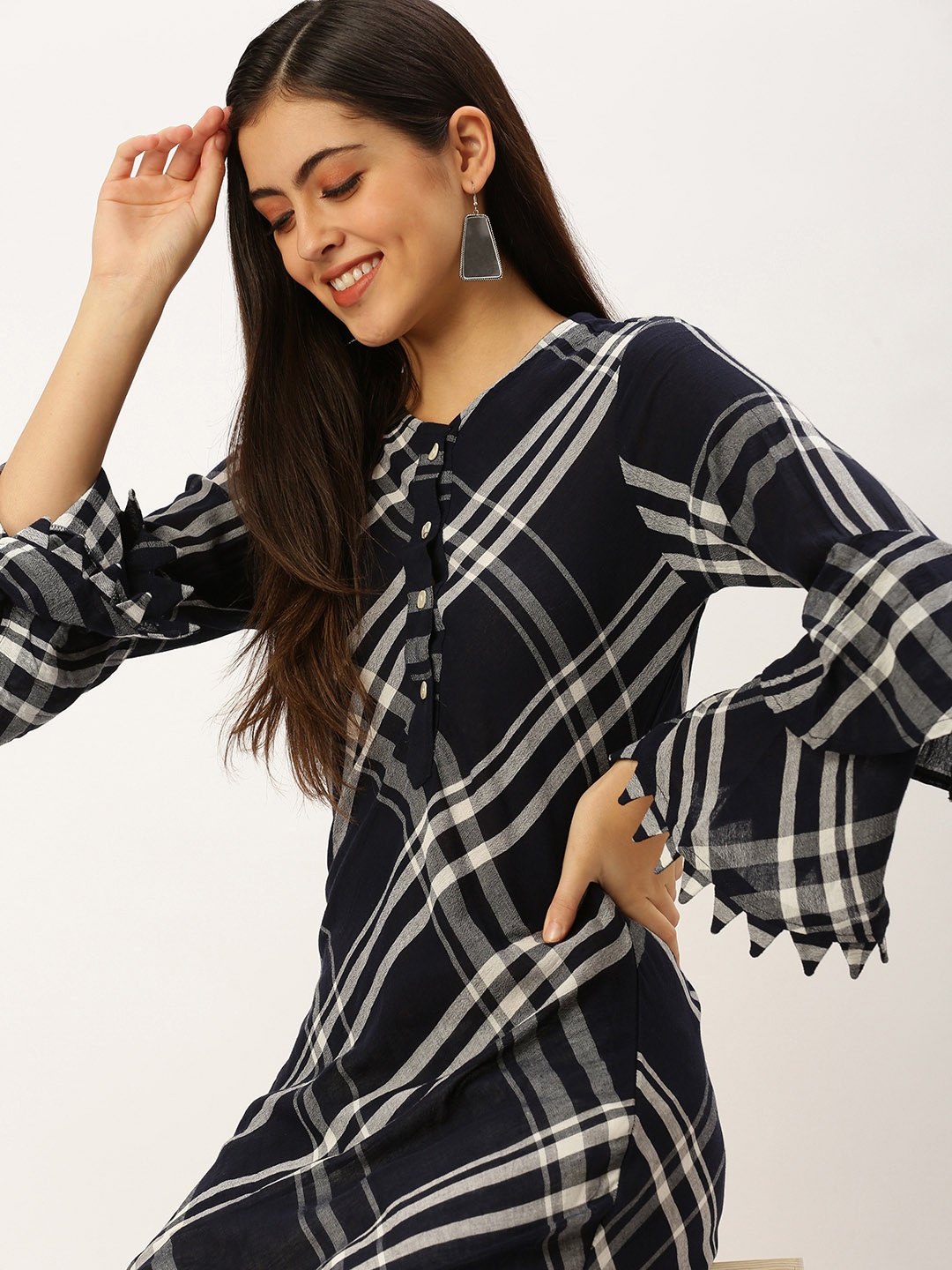

SHOWOFF Women Navy Blue & Grey Checked Bell Sleeves Asymmetric Kurta
