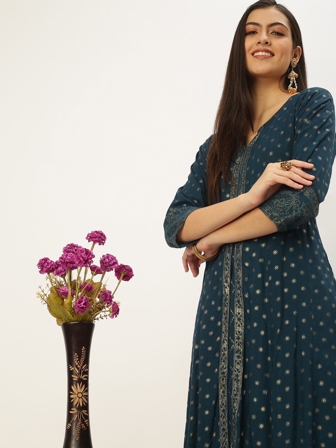 SHOWOFF Women Teal Floral Printed Thread Work Anarkali Kurta