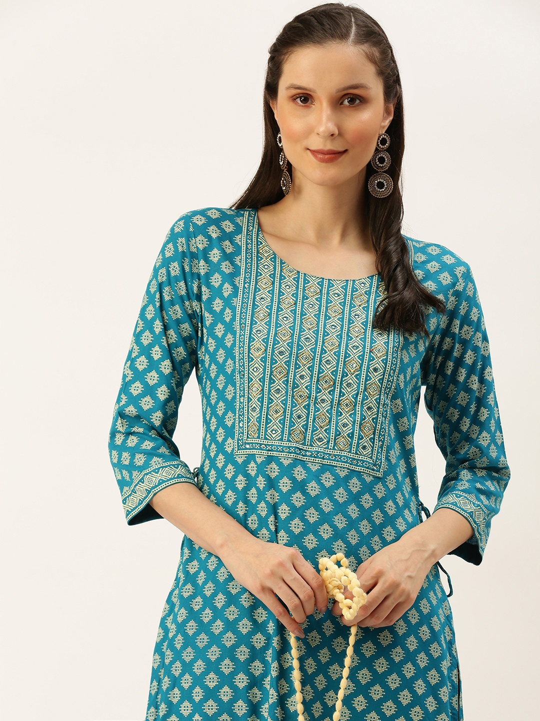 

SHOWOFF Women Blue Ethnic Motifs Printed Mirror Work Kurta