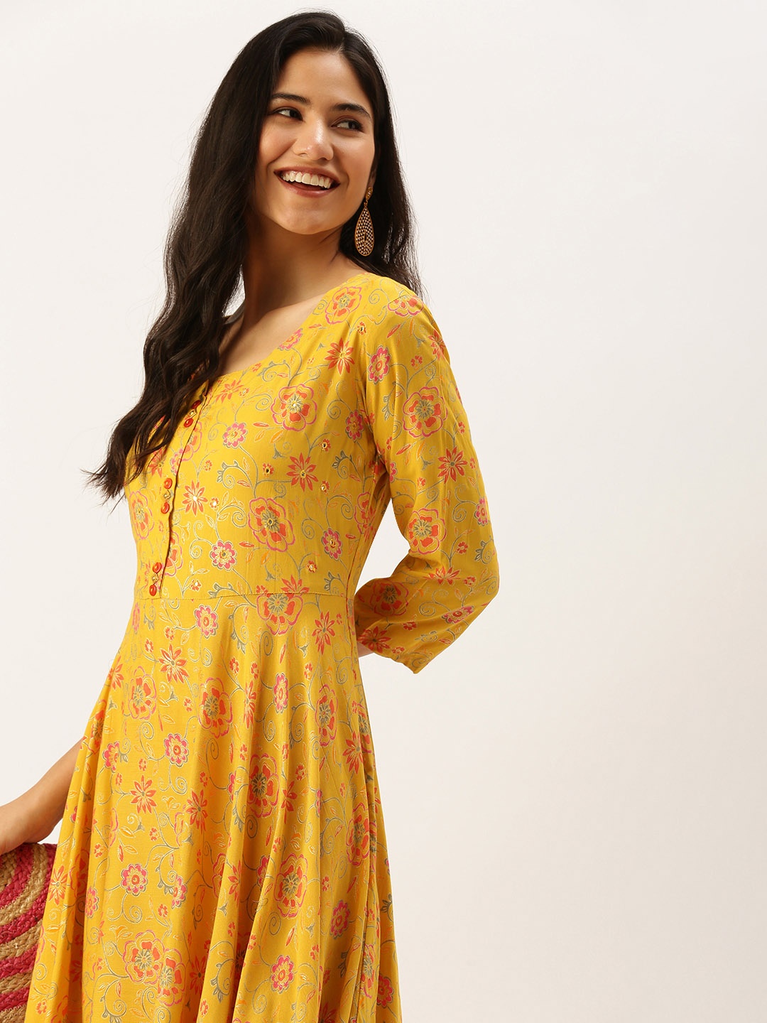 

SHOWOFF Women Yellow Floral Thread Work Anarkali Kurta