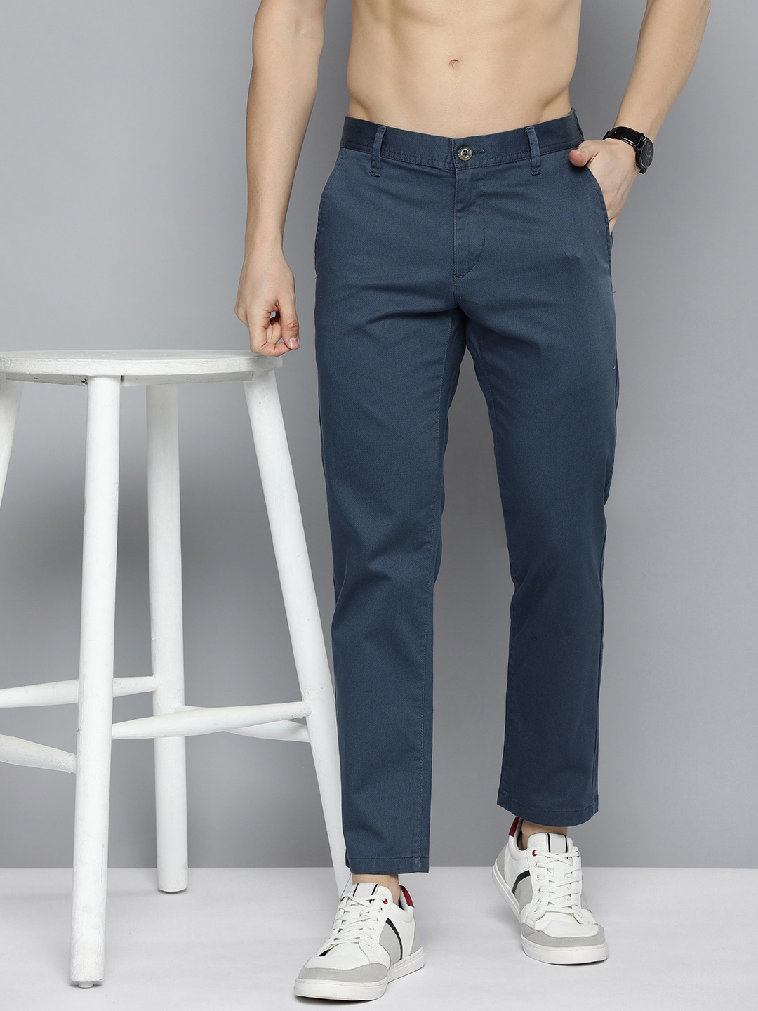 

Flying Machine Men Mid-Rise Slim Fit Trousers, Navy blue