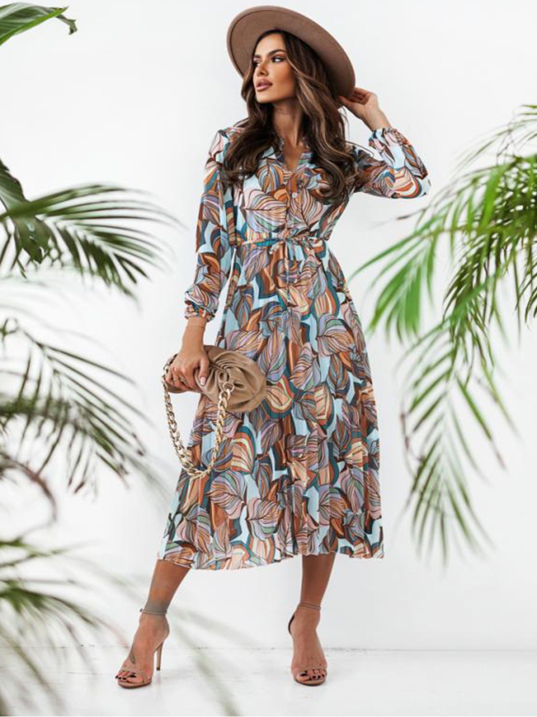 

BoStreet Beige & Blue Printed Midi Dress