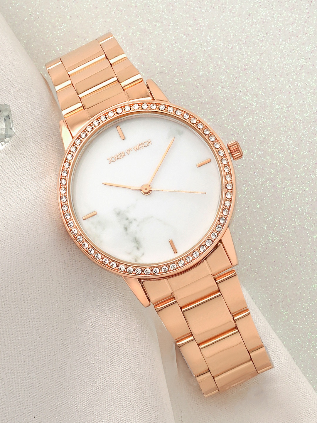 

JOKER & WITCH Women White Embellished Dial & Gold Toned Stainless Steel Bracelet Style Straps Analogue Watch, Rose gold