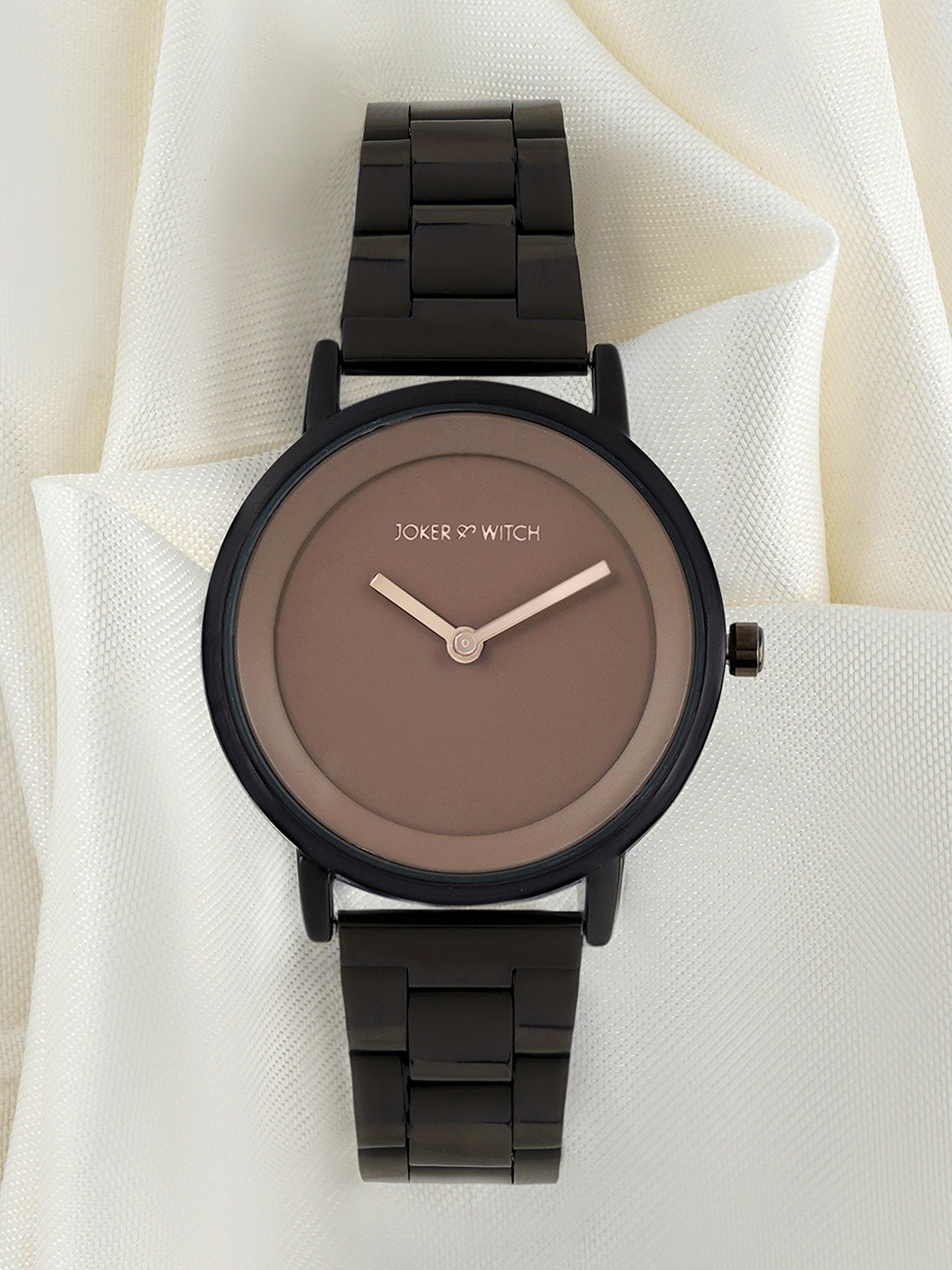 

JOKER & WITCH Women Brown Dial & Stainless Steel Bracelet Style Straps Analogue Watch