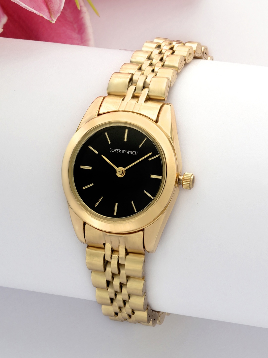 

JOKER & WITCH Women Black Embellished Dial & Stainless Steel Bracelet Style Straps Analogue Watch AMWW502, Gold