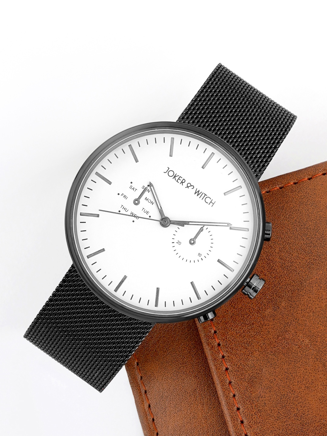 

JOKER & WITCH Men Black & White Bracelet Style Straps Analog Watch-AMWW462