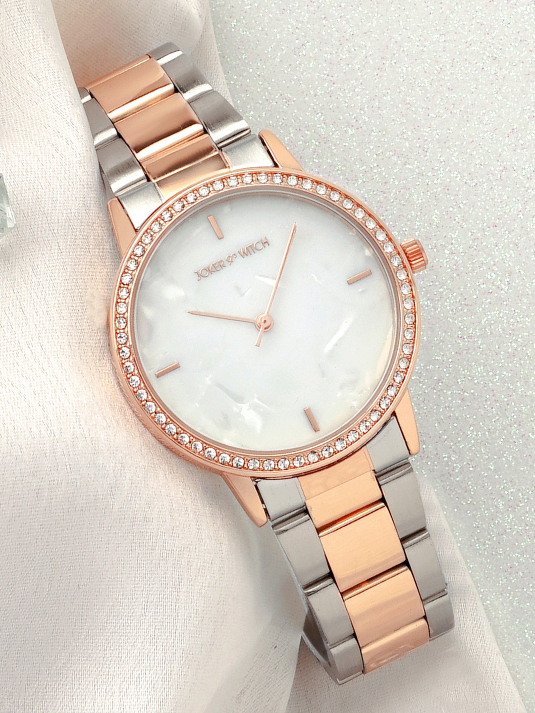 

JOKER & WITCH Women White Dial & Stainless Steel Bracelet Style Analogue Watch AMWW582, Rose gold