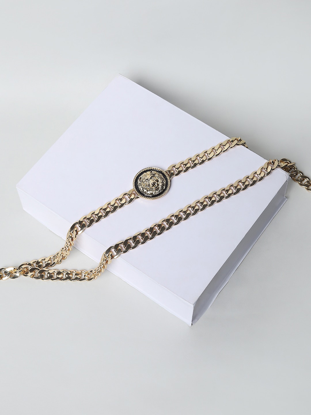 

ONLY Women Gold Belts
