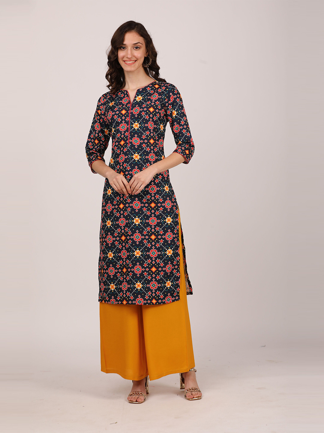 

SEW YOU SOON Women Navy Blue & Red Geometric Printed Kurta