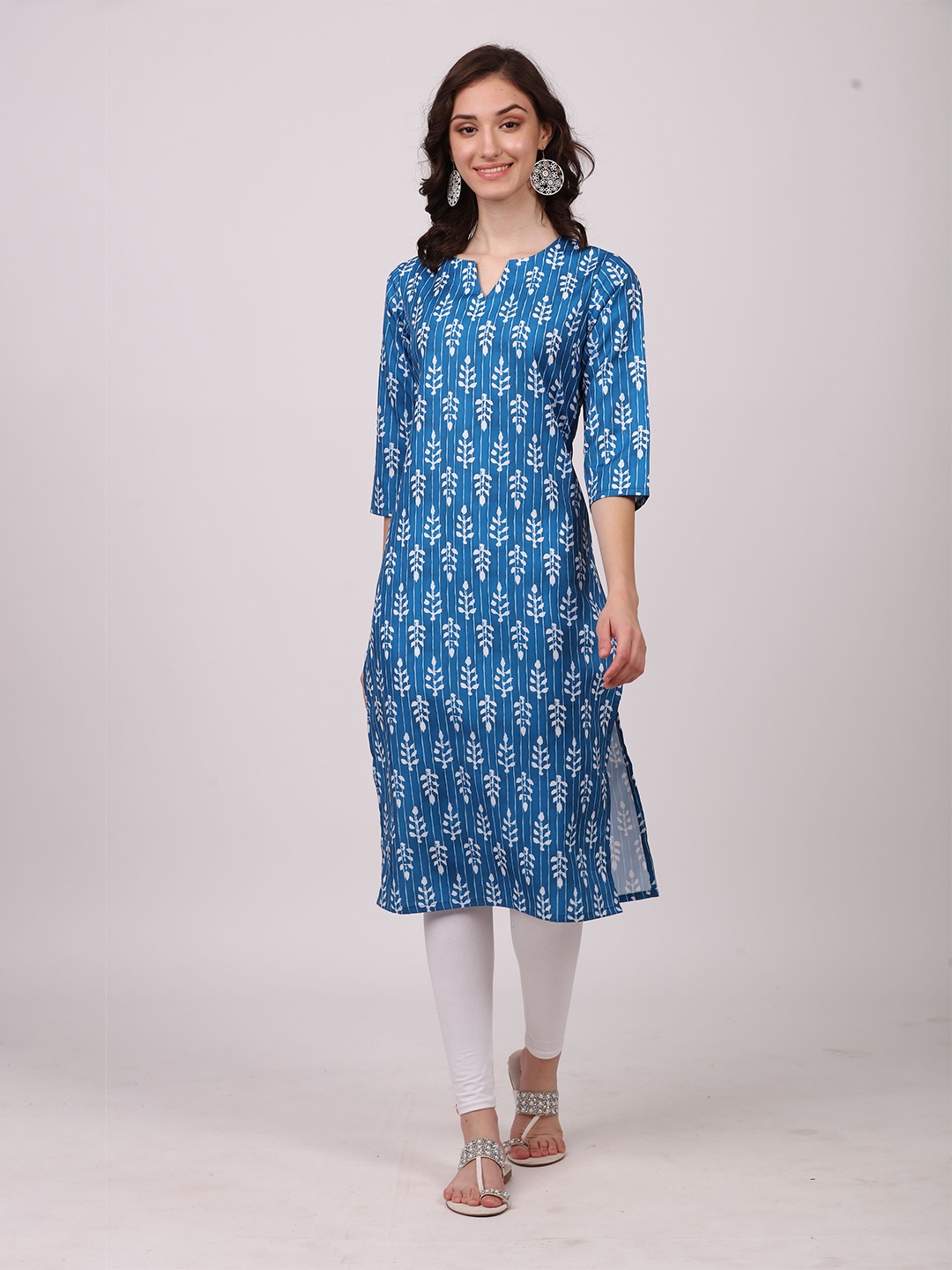 

SEW YOU SOON Women Blue & White Ethnic Motifs Printed Kurta