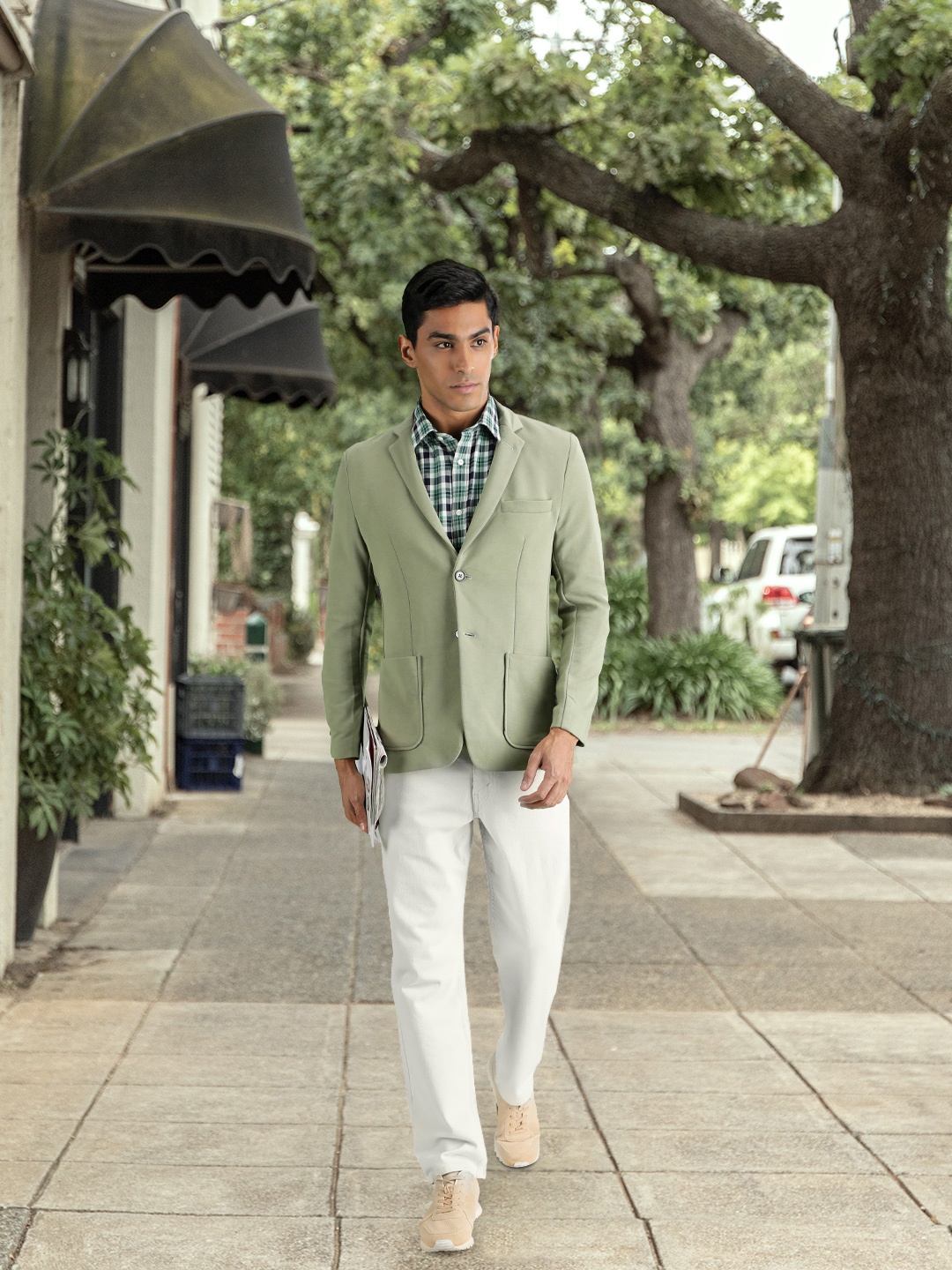 

HERE&NOW Men Green Solid Single-Breasted Blazer